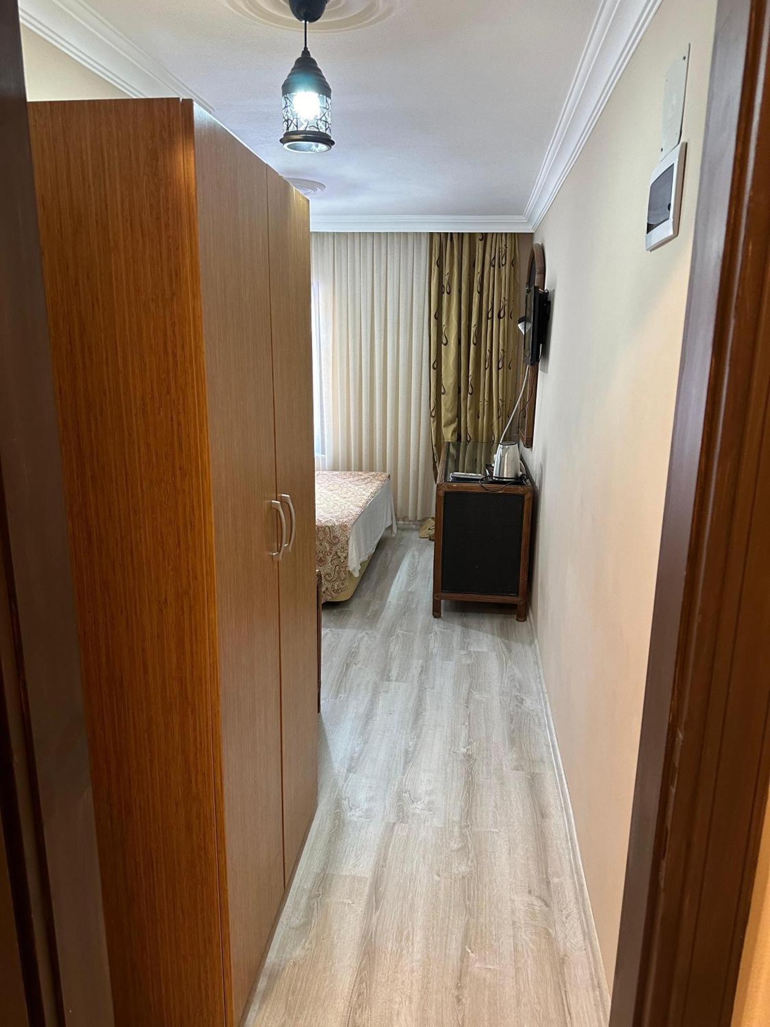 Loost Town Inn Hotel Antalya Exteriör bild