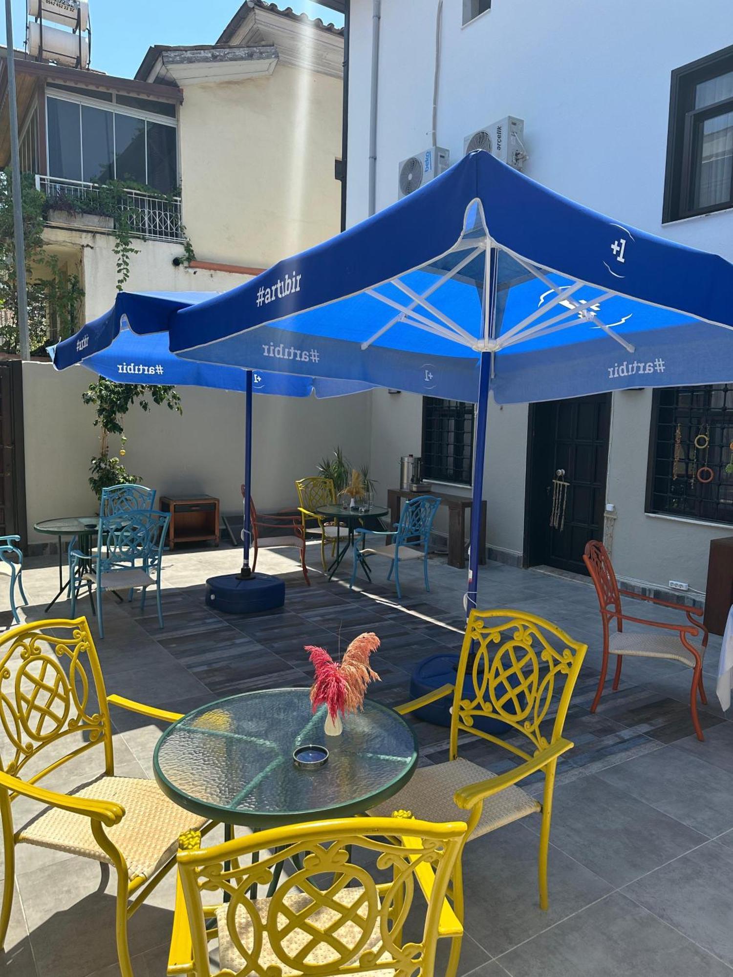 Loost Town Inn Hotel Antalya Exteriör bild